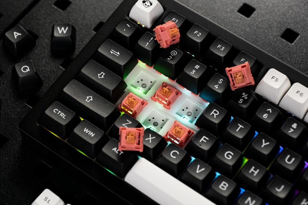 What's the difference between mechanical keyboard MonsGeek What's the difference between mechanical keyboard MonsGeek